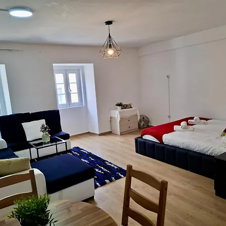 Big, Cozy, Flat *