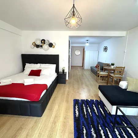Helle Und Gemuetliche Im Zentrum Apartment *