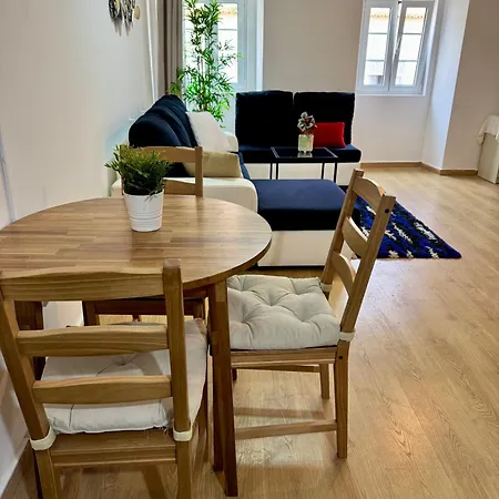 Big, Cozy, Flat * Lisboa