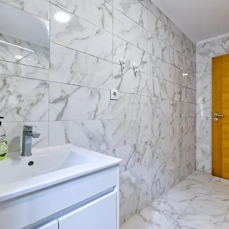 Big, Cozy, Flat Apartment