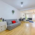 Big, Cozy, Flat Apartamento